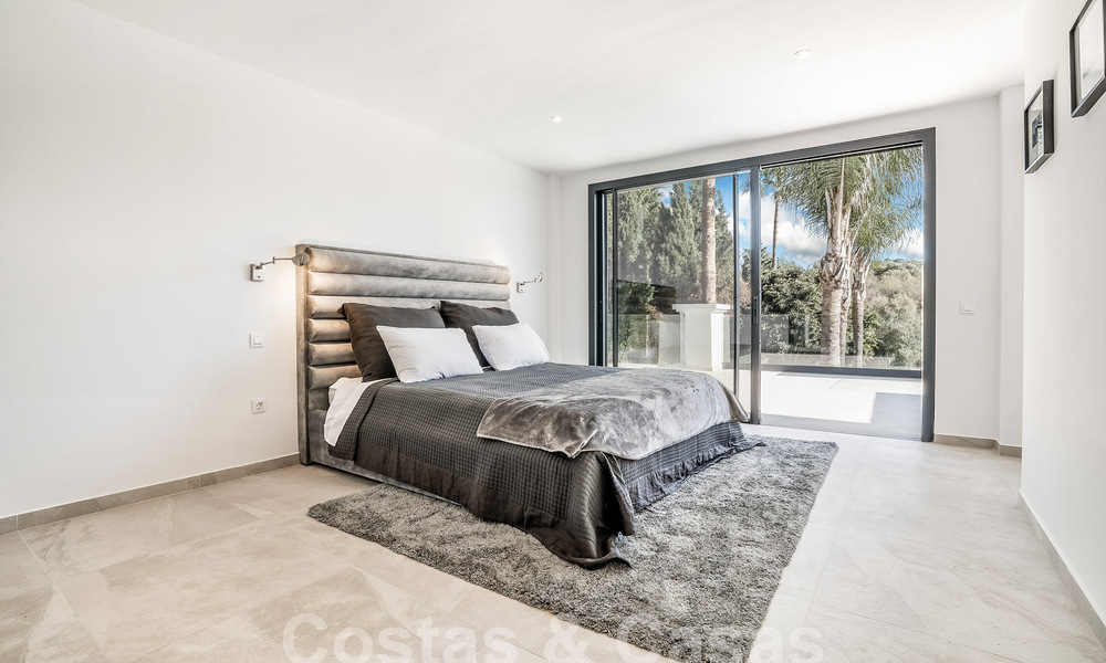 Villa méditerranéenne de luxe à vendre avec une touche de modernisme à Benahavis - Marbella 53093