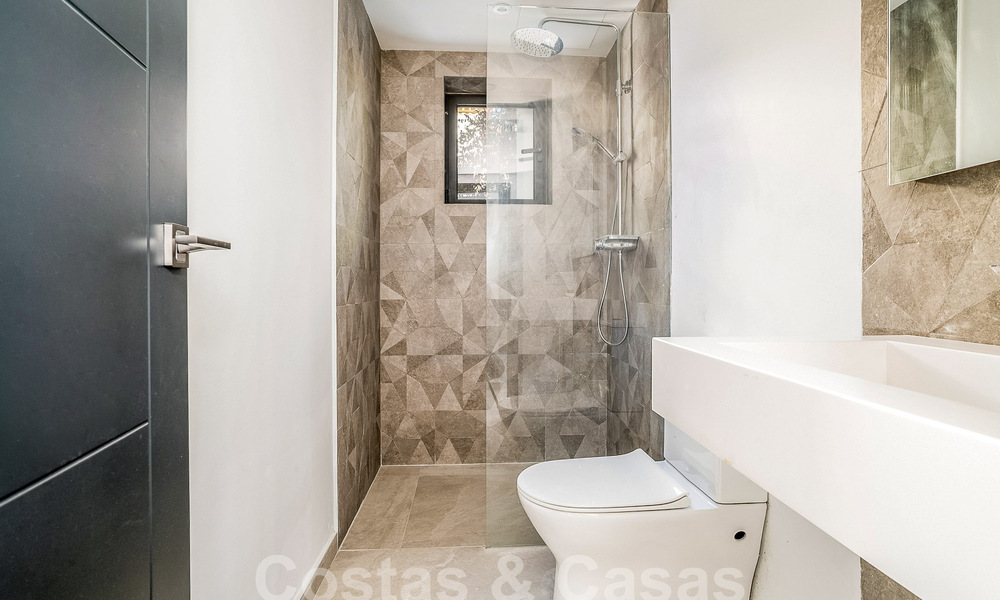 Villa méditerranéenne de luxe à vendre avec une touche de modernisme à Benahavis - Marbella 53102