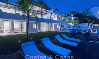 Villa de luxe neuve et moderne de 6 chambres à coucher, prête à être emménagée, avec vue sur la mer, à La Quinta, Marbella - Benahavis 54300 