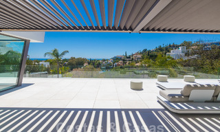 Villa de luxe neuve et moderne de 6 chambres à coucher, prête à être emménagée, avec vue sur la mer, à La Quinta, Marbella - Benahavis 54306 