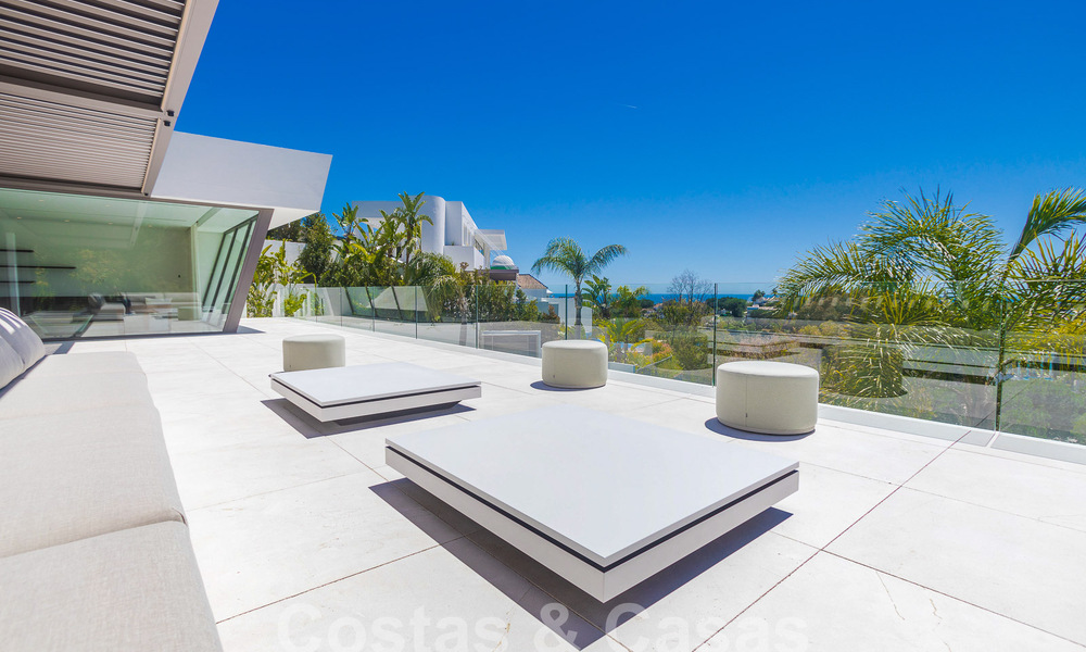 Villa de luxe neuve et moderne de 6 chambres à coucher, prête à être emménagée, avec vue sur la mer, à La Quinta, Marbella - Benahavis 54307