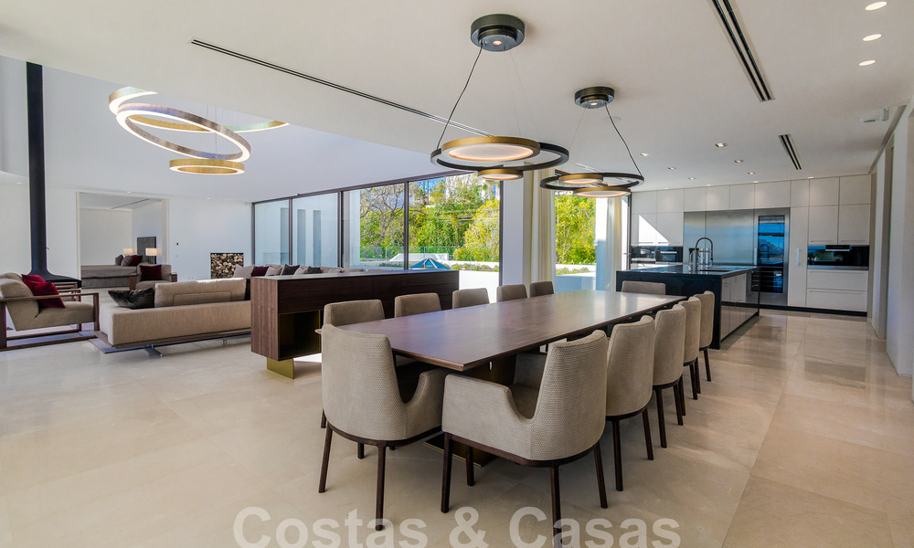 Villa de luxe neuve et moderne de 6 chambres à coucher, prête à être emménagée, avec vue sur la mer, à La Quinta, Marbella - Benahavis 54325
