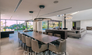 Villa de luxe neuve et moderne de 6 chambres à coucher, prête à être emménagée, avec vue sur la mer, à La Quinta, Marbella - Benahavis 54326 