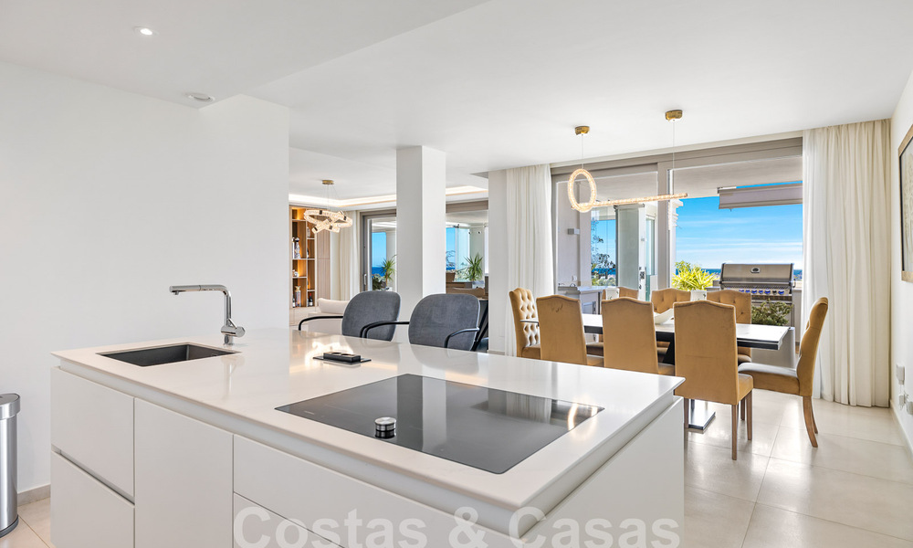 Appartement luxueux et extrêmement spacieux à vendre dans un complexe chic à Nueva Andalucia, Marbella 54517