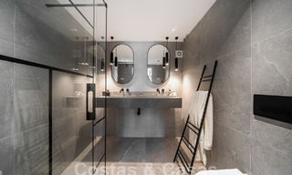 Luxueux appartement rénové avec 4 chambres à vendre dans la prestigieuse Nueva Andalucia, Marbella 54701 