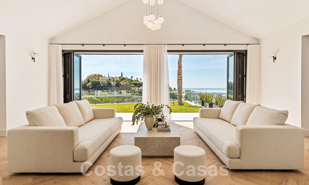 Prestigieuse villa espagnole de luxe à vendre avec une vue magnifique sur les collines de La Quinta, Benahavis - Marbella 54708