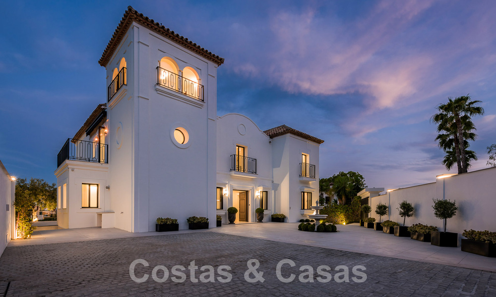 Prestigieuse villa espagnole de luxe à vendre avec une vue magnifique sur les collines de La Quinta, Benahavis - Marbella 54711