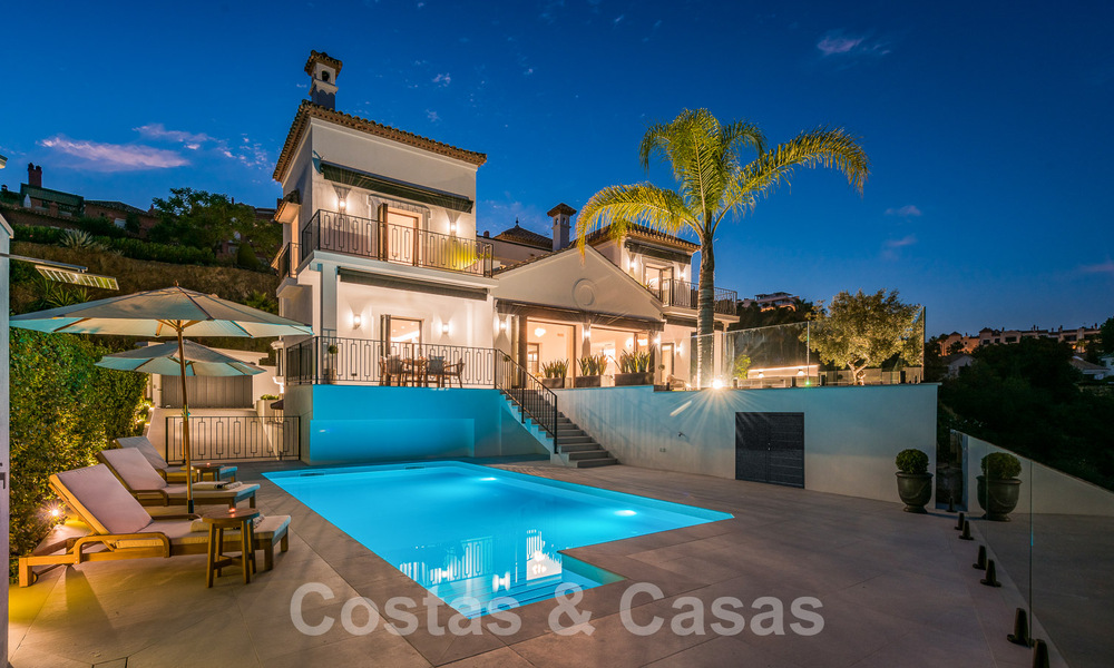 Prestigieuse villa espagnole de luxe à vendre avec une vue magnifique sur les collines de La Quinta, Benahavis - Marbella 54712