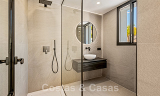 Prestigieuse villa espagnole de luxe à vendre avec une vue magnifique sur les collines de La Quinta, Benahavis - Marbella 54721 