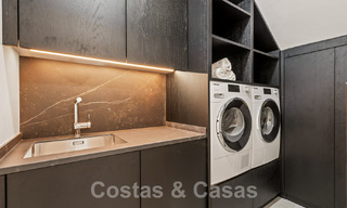 Prestigieuse villa espagnole de luxe à vendre avec une vue magnifique sur les collines de La Quinta, Benahavis - Marbella 54732 