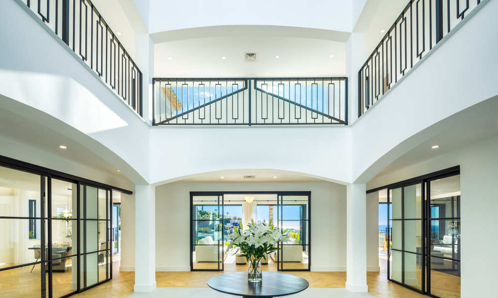 Prestigieuse villa espagnole de luxe à vendre avec une vue magnifique sur les collines de La Quinta, Benahavis - Marbella 64926