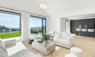 Prestigieuse villa espagnole de luxe à vendre avec une vue magnifique sur les collines de La Quinta, Benahavis - Marbella 64929 