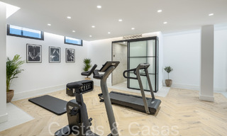 Prestigieuse villa espagnole de luxe à vendre avec une vue magnifique sur les collines de La Quinta, Benahavis - Marbella 64943 