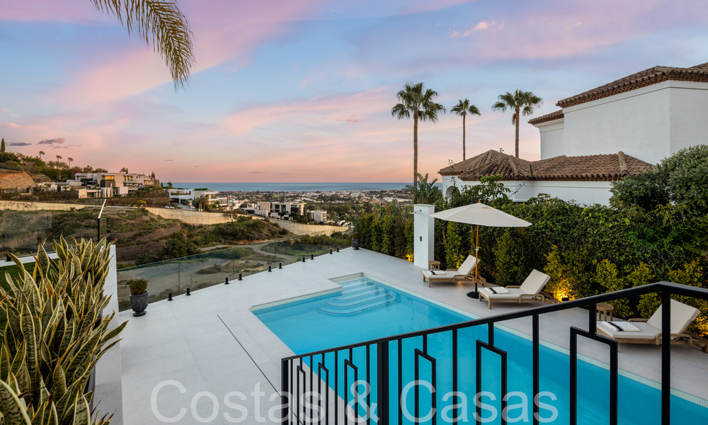 Prestigieuse villa espagnole de luxe à vendre avec une vue magnifique sur les collines de La Quinta, Benahavis - Marbella 64948