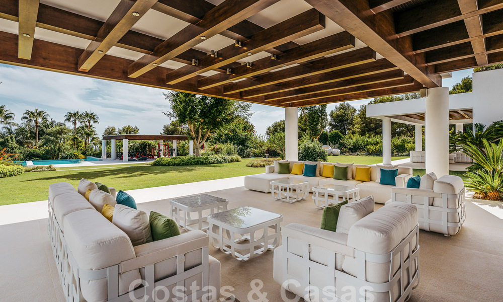 Majestueuse propriété de style méditerranéen à vendre dans le quartier fermé de Sierra Blanca sur le Golden Mile de Marbella 53716