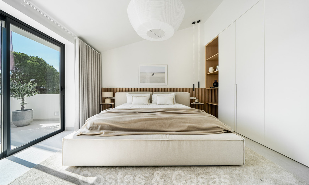 Villa méditerranéenne de luxe à vendre avec vue sur la montagne La Concha, entourée des terrains de golf de la vallée de Nueva Andalucia, Marbella 54869