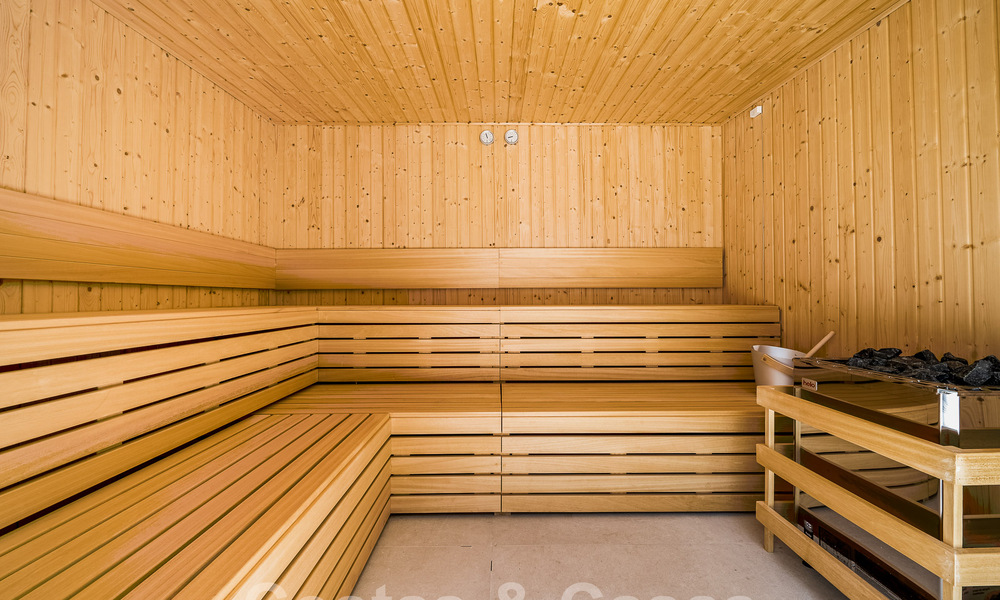 Villa méditerranéenne de luxe à vendre avec vue sur la montagne La Concha, entourée des terrains de golf de la vallée de Nueva Andalucia, Marbella 54883