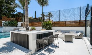 Villa méditerranéenne de luxe à vendre avec vue sur la montagne La Concha, entourée des terrains de golf de la vallée de Nueva Andalucia, Marbella 54885 