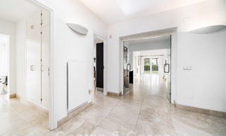 Villa de luxe à vendre dans un style architectural espagnol dans la prestigieuse urbanisation fermée de Cascada de Camojan, Marbella 54838 