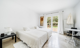 Villa de luxe à vendre dans un style architectural espagnol dans la prestigieuse urbanisation fermée de Cascada de Camojan, Marbella 54840 