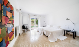 Villa de luxe à vendre dans un style architectural espagnol dans la prestigieuse urbanisation fermée de Cascada de Camojan, Marbella 54841 