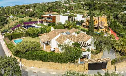 Villa de luxe à vendre dans un style architectural espagnol dans la prestigieuse urbanisation fermée de Cascada de Camojan, Marbella 54855