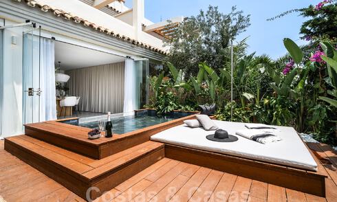 Luxueux appartement à vendre avec terrasse, piscine privée et vue sur la mer à Nueva Andalucia, Marbella 54949