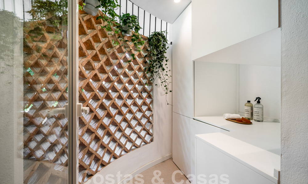 Luxueux appartement à vendre avec terrasse, piscine privée et vue sur la mer à Nueva Andalucia, Marbella 54952