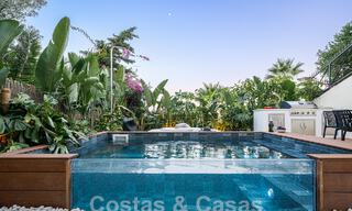 Luxueux appartement à vendre avec terrasse, piscine privée et vue sur la mer à Nueva Andalucia, Marbella 54955 