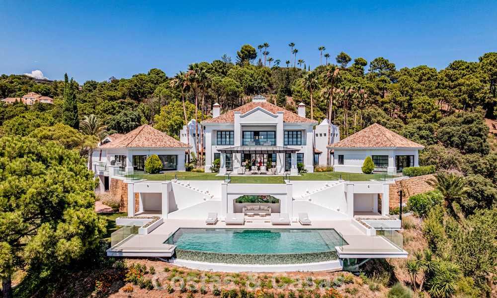 Villa de luxe à vendre avec vue sur la mer, entourée de verdure dans le complexe de golf exclusif La Zagaleta, Marbella - Benahavis 54052