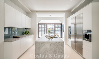 Villa de luxe à vendre avec vue sur la mer, entourée de verdure dans le complexe de golf exclusif La Zagaleta, Marbella - Benahavis 54067 