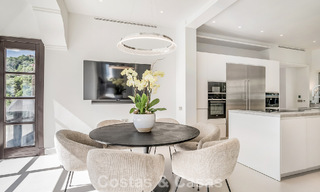 Villa de luxe à vendre avec vue sur la mer, entourée de verdure dans le complexe de golf exclusif La Zagaleta, Marbella - Benahavis 54069 