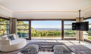 Villa de luxe à vendre avec vue sur la mer, entourée de verdure dans le complexe de golf exclusif La Zagaleta, Marbella - Benahavis 54075 