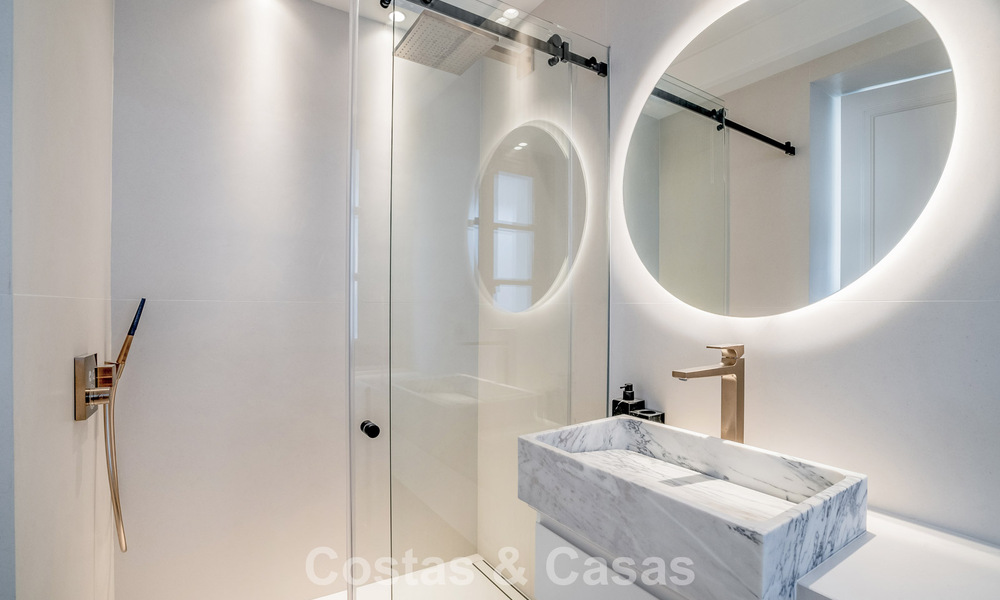 Villa de luxe à vendre avec vue sur la mer, entourée de verdure dans le complexe de golf exclusif La Zagaleta, Marbella - Benahavis 54076