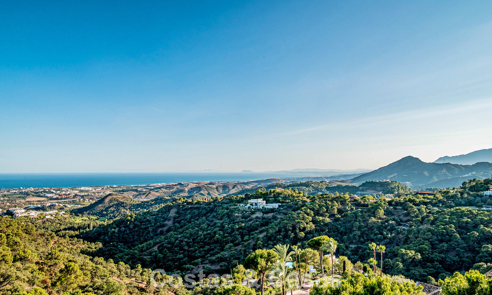 Villa de luxe à vendre avec vue sur la mer, entourée de verdure dans le complexe de golf exclusif La Zagaleta, Marbella - Benahavis 54084