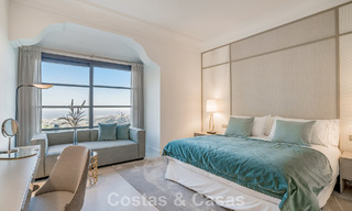 Villa de luxe à vendre avec vue sur la mer, entourée de verdure dans le complexe de golf exclusif La Zagaleta, Marbella - Benahavis 54088 