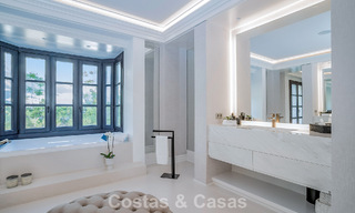 Villa de luxe à vendre avec vue sur la mer, entourée de verdure dans le complexe de golf exclusif La Zagaleta, Marbella - Benahavis 54093 