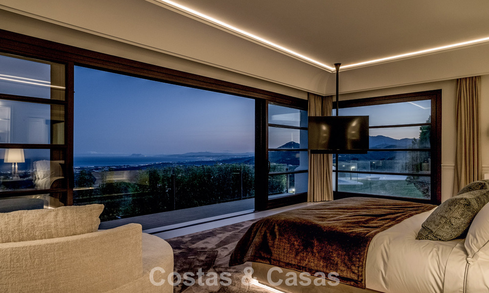 Villa de luxe à vendre avec vue sur la mer, entourée de verdure dans le complexe de golf exclusif La Zagaleta, Marbella - Benahavis 54107