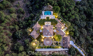 Villa de luxe à vendre avec vue sur la mer, entourée de verdure dans le complexe de golf exclusif La Zagaleta, Marbella - Benahavis 54108 
