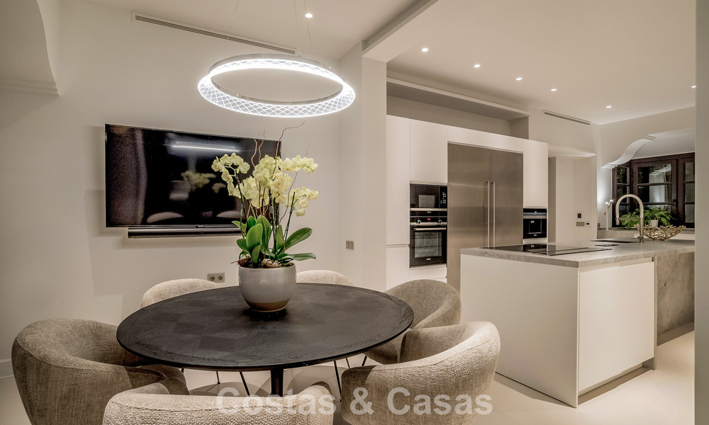 Villa de luxe à vendre avec vue sur la mer, entourée de verdure dans le complexe de golf exclusif La Zagaleta, Marbella - Benahavis 54116