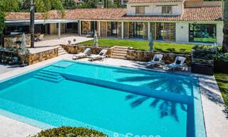 Villa de luxe rustique à vendre avec piscine privée chauffée à l'est du centre de Marbella 786356 