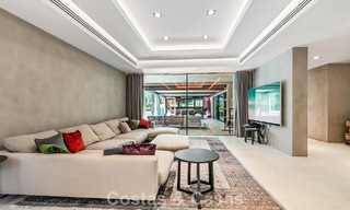 Villa de luxe rustique à vendre avec piscine privée chauffée à l'est du centre de Marbella 786360 