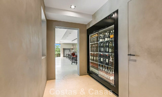 Villa de luxe rustique à vendre avec piscine privée chauffée à l'est du centre de Marbella 786363 