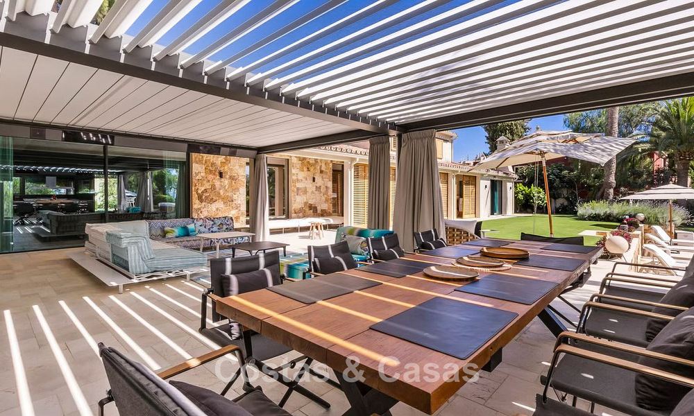 Villa de luxe rustique à vendre avec piscine privée chauffée à l'est du centre de Marbella 786376