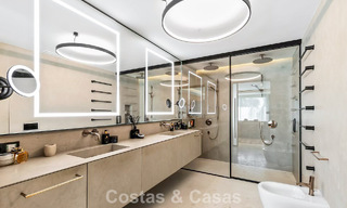 Villa de luxe rustique à vendre avec piscine privée chauffée à l'est du centre de Marbella 786380 