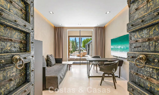 Villa de luxe rustique à vendre avec piscine privée chauffée à l'est du centre de Marbella 786384 