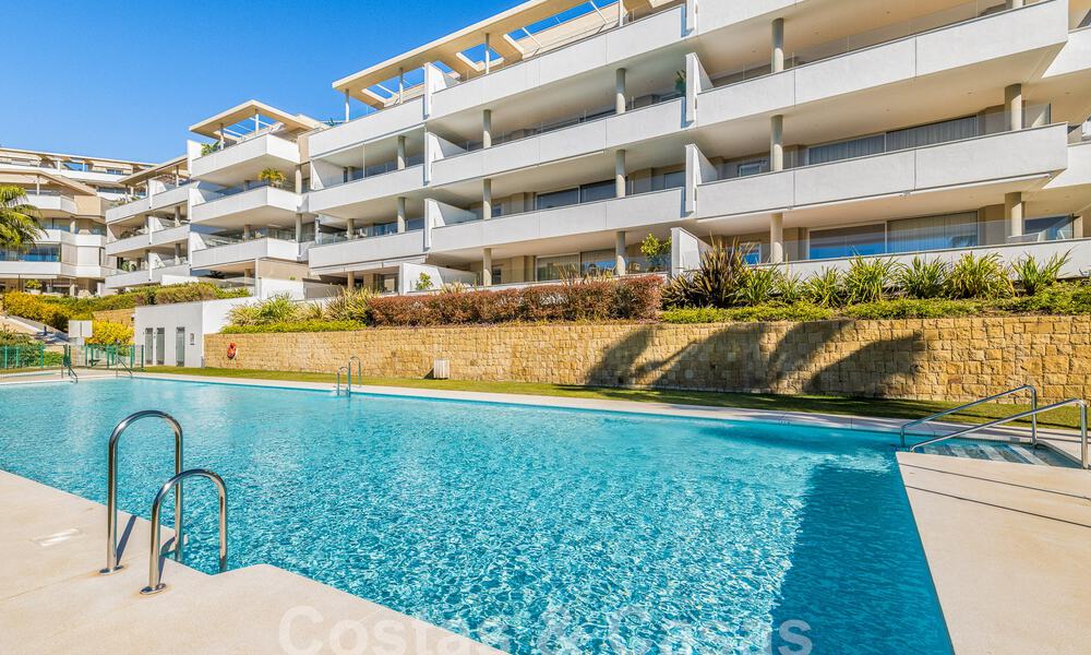Appartement à vendre prêt à emménager avec vue sur la vallée et la mer dans le quartier exclusif de Marbella - Benahavis 55033