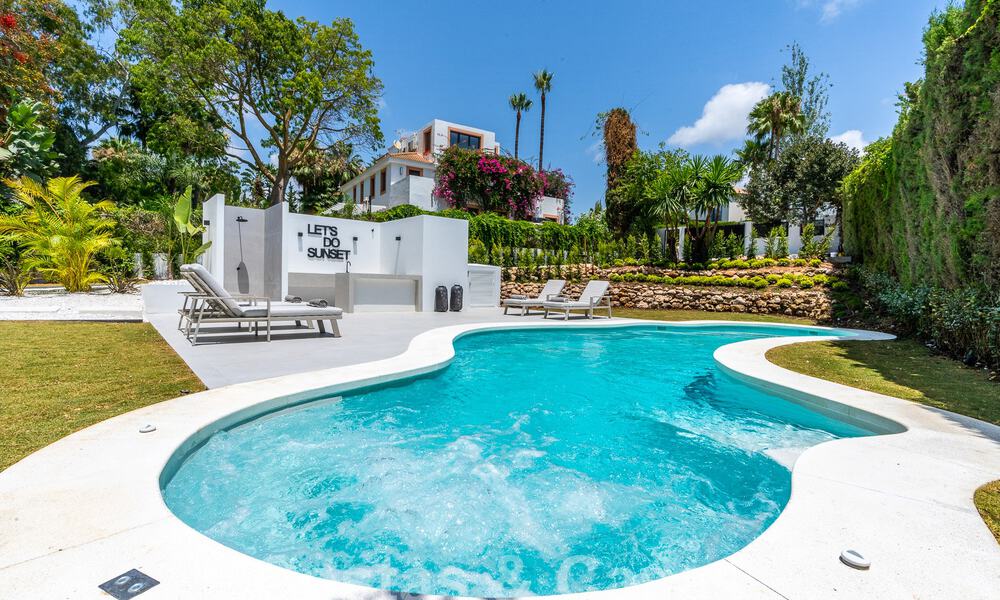 Villa de luxe contemporaine rénovée à vendre au cœur de la vallée du golf de Nueva Andalucia, Marbella 54799