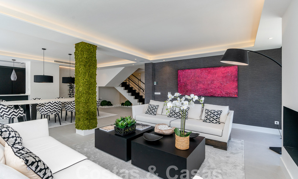 Villa de luxe contemporaine rénovée à vendre au cœur de la vallée du golf de Nueva Andalucia, Marbella 54802