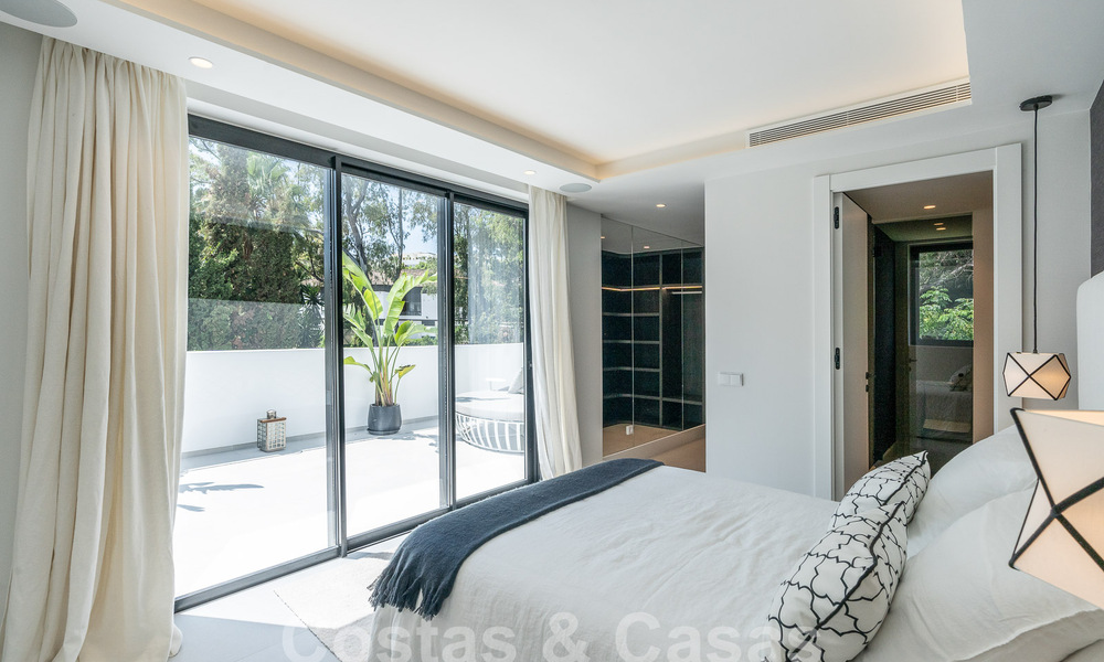 Villa de luxe contemporaine rénovée à vendre au cœur de la vallée du golf de Nueva Andalucia, Marbella 54804